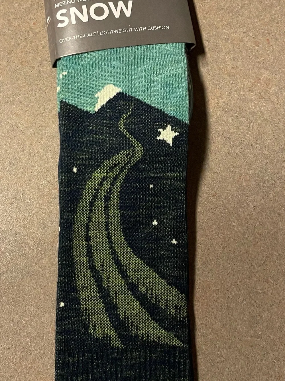 Darn Tough Wool Snow Over the Calf Lightweight with Cushion Socks, Size S 4.5-7